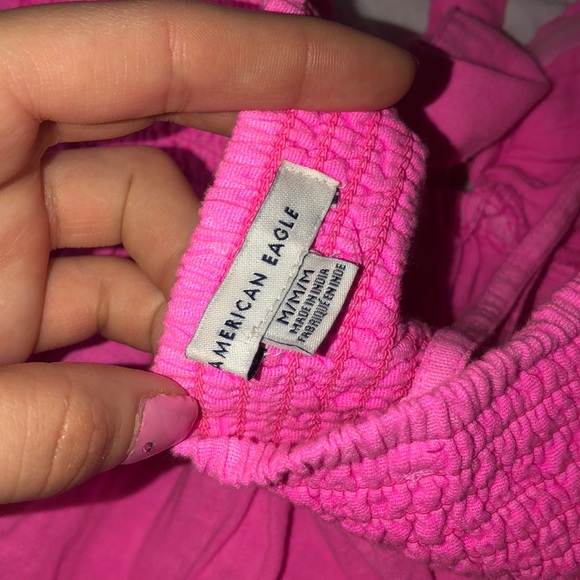 Ruffled too - Picture 3 of 4